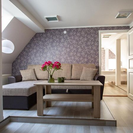 Suviste Guesthouse Курессааре Екстер'єр фото