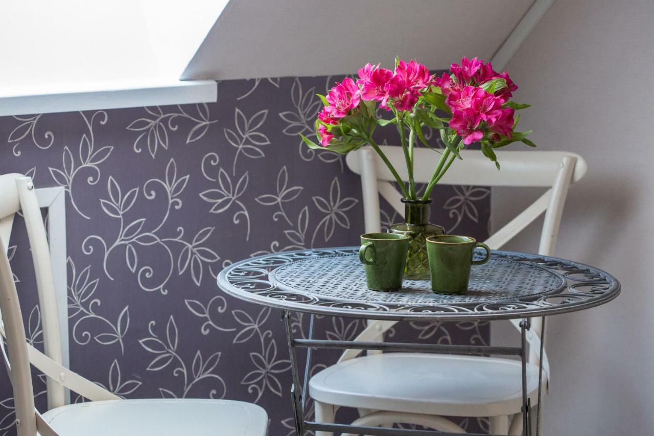 Suviste Guesthouse Курессааре Екстер'єр фото
